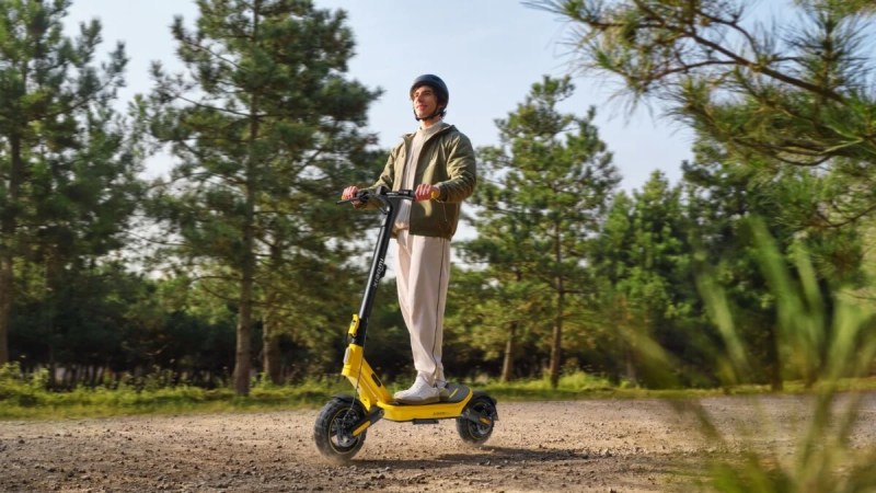 Pneus de 12 pouces, mode Boost et recharge éclair&nbsp;: la nouvelle Xiaomi Electric Scooter 6 Ultra envoie du lourd