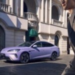 +392 kg en 12 ans : le poids des voitures électriques explose, mais ces innovations pourraient tout changer