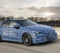 Mercedes-Benz Classe C électrique // Source : Mercedes-Benz