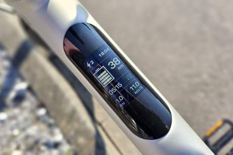 v&eacute;lo &eacute;lectrique Ampler Curt &eacute;cran 2