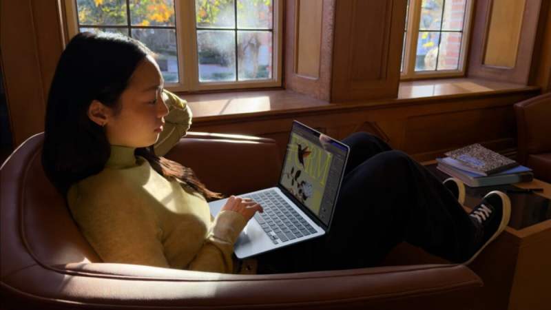 MacBook Air M5&nbsp;: plus de stockage et de puissance pour l&rsquo;ultraportable d&rsquo;Apple disponible en précommande