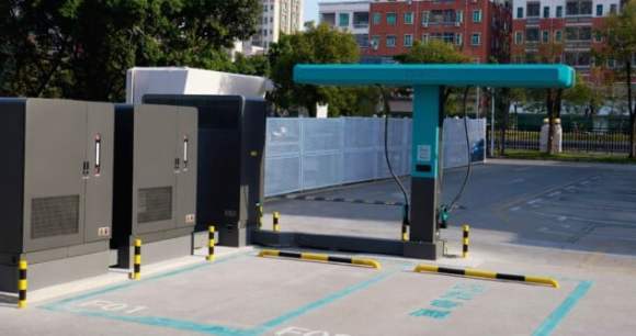 BYD Flash Charging // Source : BYD