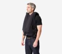 La veste coûte 300 euros, plus son boîtier à acheter et louer en supplément. // Source : Decathlon