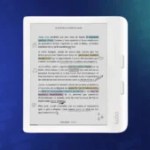 Au fond du lit ou en bord de mer, cette liseuse étanche et équipé d&rsquo;un mode nuit s’emporte partout pour à peine plus de 200 euros