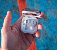 Samsung Galaxy Buds 4 Pro // Source : Tristan Jacquel