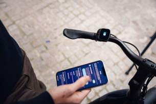 V&eacute;lo &eacute;lectrique Giant NewTour E+ 2027 application