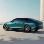 Elle charge plus vite que BYD et bat Porsche sur circuit : la Lynk & Co 10 affole tous les compteurs