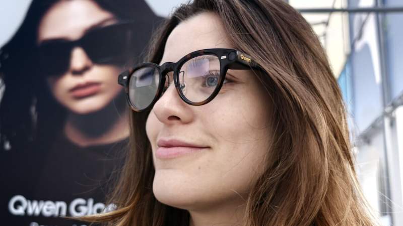 J&rsquo;ai testé les Qwen Glasses&nbsp;: bien plus qu&rsquo;une copie des Meta Ray-Ban