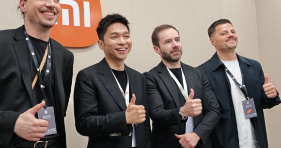 Tianyuan Li, Directeur du design des Xiaomi EV aux cotés de Jean-Arthur Madelaine, Directeur du Munich Design Studio Tianyuan Li, Directeur du design des Xiaomi EV aux cotés de Jean-Arthur Madelaine, Directeur du Munich Design Studio