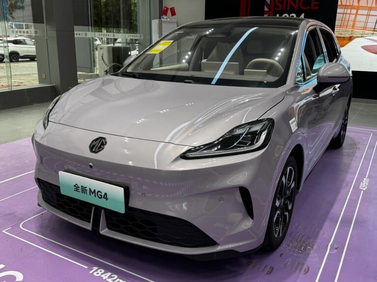 MG4 Urban Comfort 43 kWh Stone Green