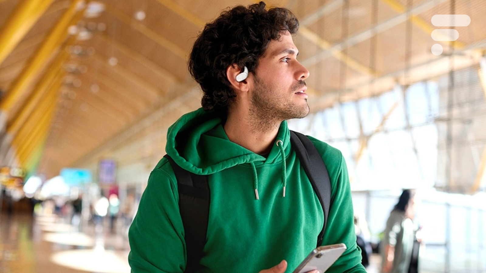 Ces écouteurs JBL open-ear pensés pour le sport en promo à -38 % donnent tout sur l’autonomie et le confort