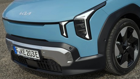 kia-ev2-base-line-frost-blue-static-digital-1920x1080-017