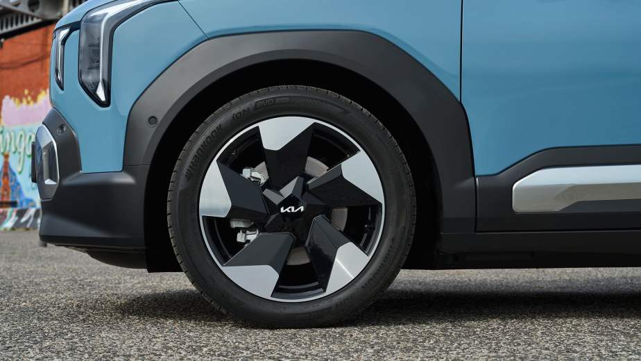 kia-ev2-base-line-frost-blue-static-digital-1920x1080-019