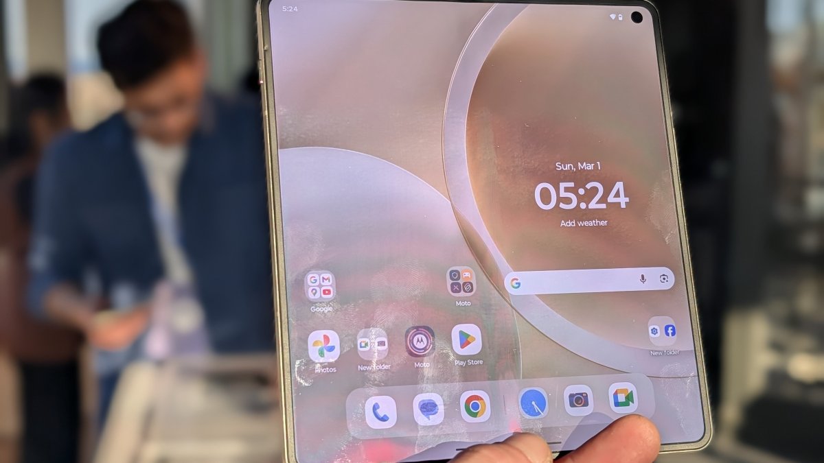 Les smartphones pliables perdent 65 % de leur valeur en 12 mois