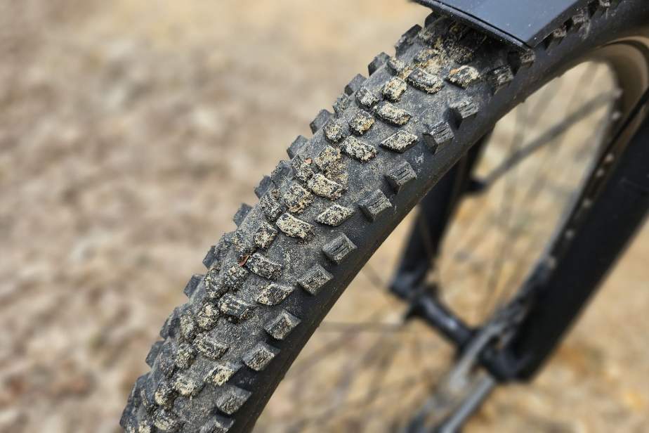 Moustache Xroad 4 2026 pneus