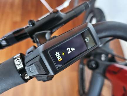 Moustache Xroad 4 2026 recharge écran