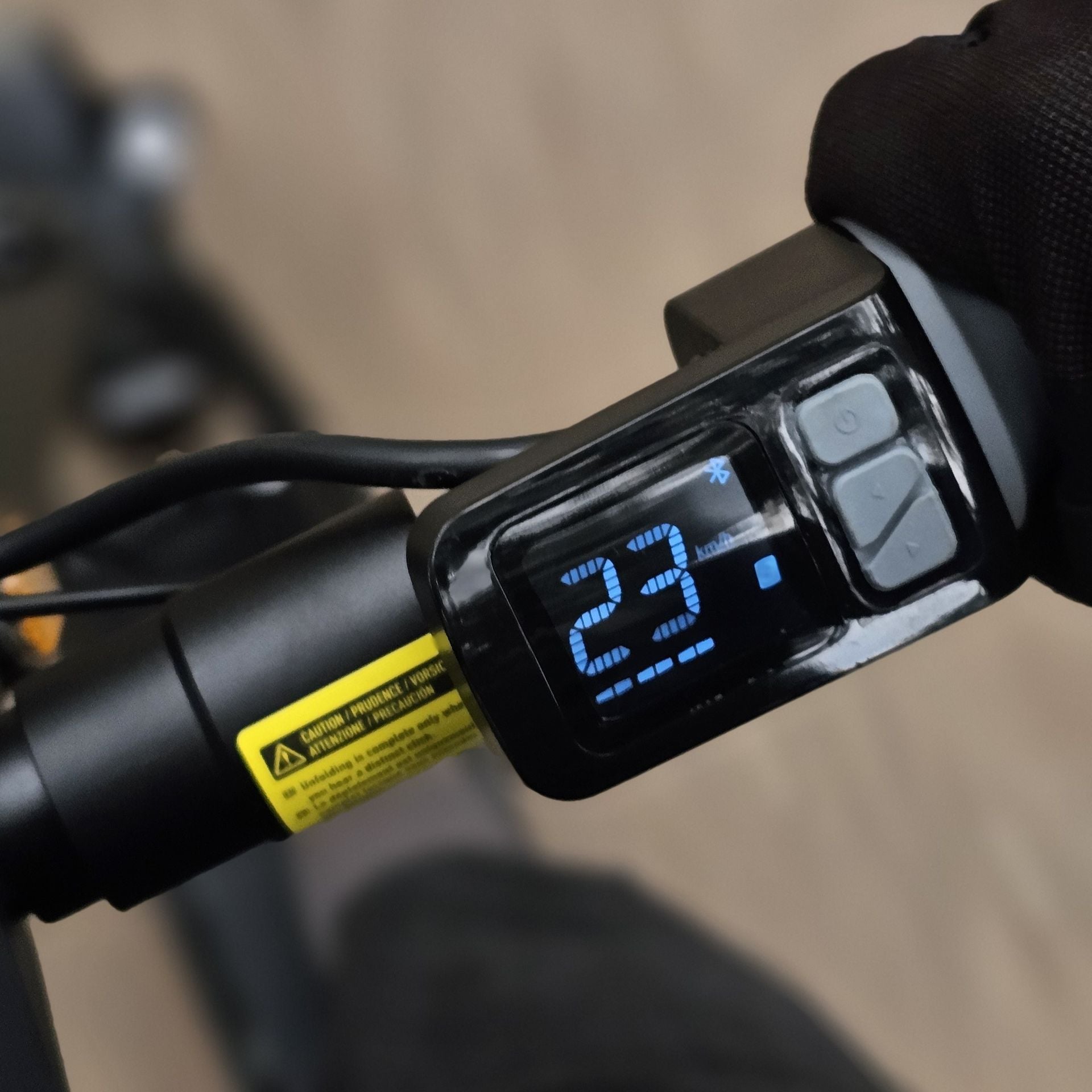 Trottinette électrique Niu KQi 100F écran conduite