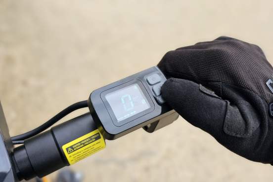 Trottinette électrique Niu KQi 100F écran