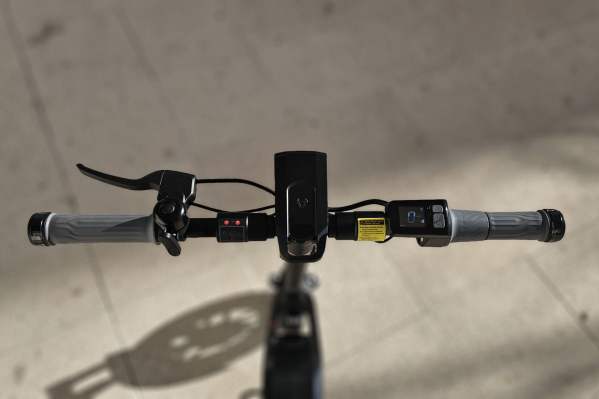 Trottinette électrique Niu KQi 100F guidon