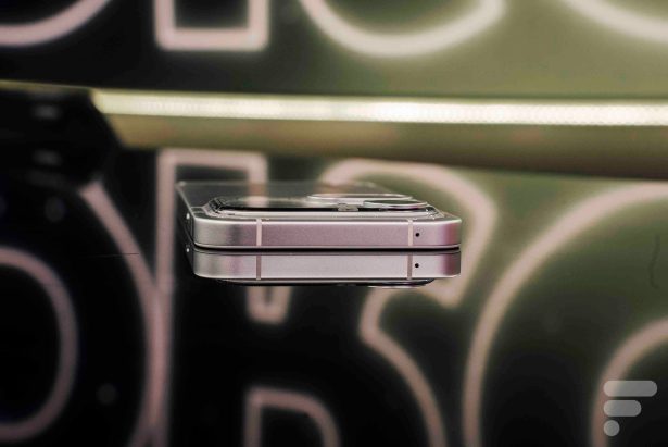 Nothing Phone (4a) Pro // Source : Chloé Pertuis - Frandroid