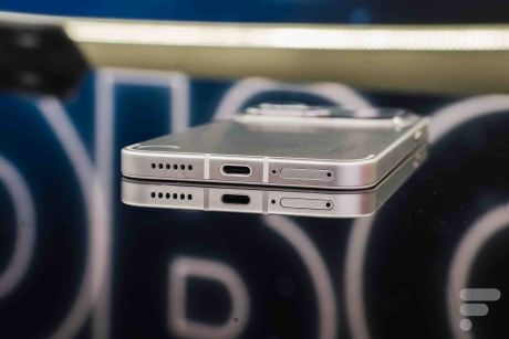 Nothing Phone (4a) Pro // Source : Chloé Pertuis - Frandroid