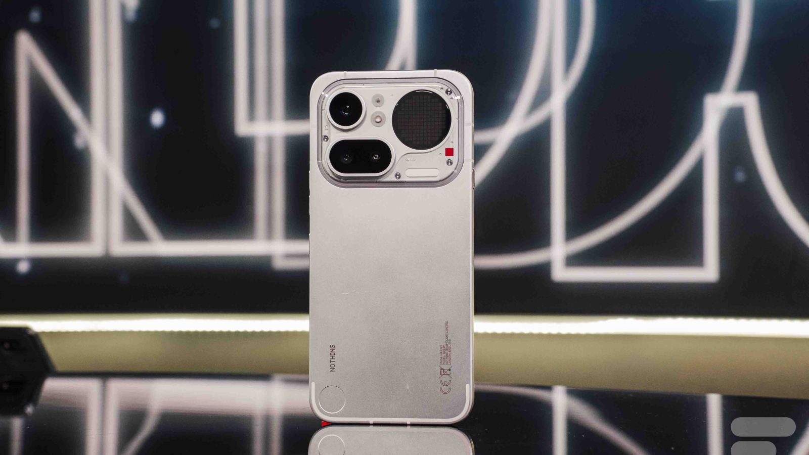 Nothing Warp : pourquoi l'application a disparu du Play Store en 2026 — Frandroid