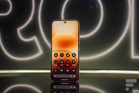 Nothing Phone (4a) Pro // Source : Chloé Pertuis - Frandroid