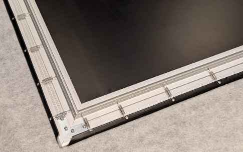 Installation ecran Nothing Projector ALR longue focale // Source : Sylvain Pichot - Frandroid