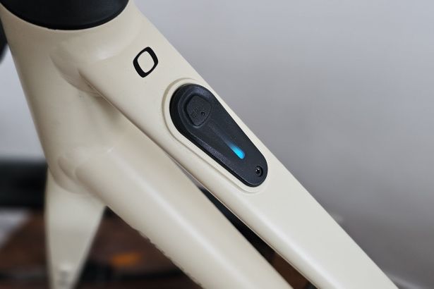 Origine Montmartre Air recharge voyant Origine Montmartre Air recharge voyant