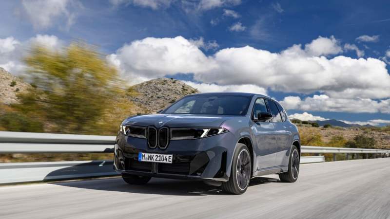 J’ai essayé le BMW iX3, et je trouve qu’il n’a strictement rien à envier aux voitures électriques chinoises