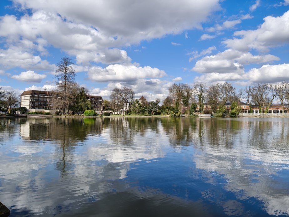 Realme 16 Pro - 23 mm (7)