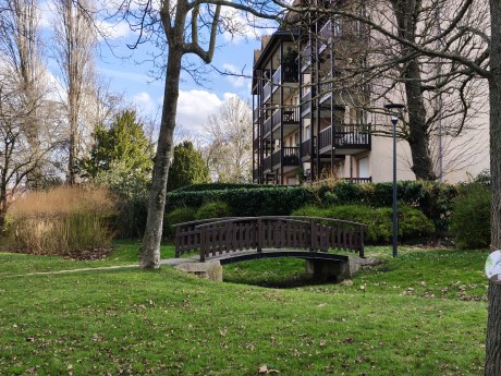 Realme 16 Pro - 46 mm