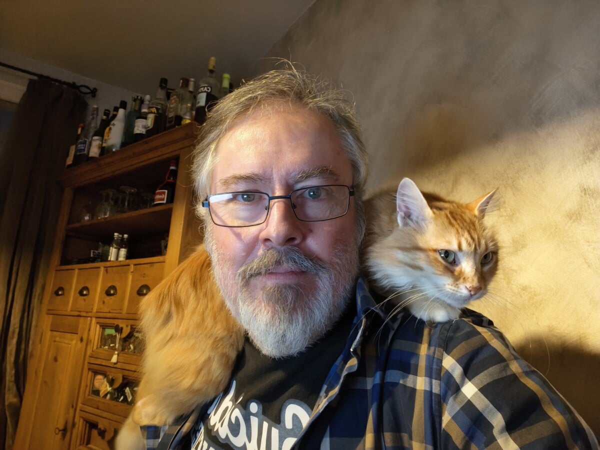 Realme 16 Pro - Selfie