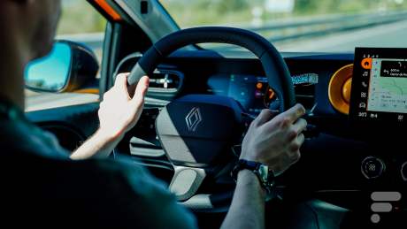 Renault Twingo E-Tech (2026) // Source : Chloé Pertuis pour Frandroid