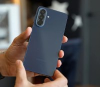 Samsung Galaxy A57 // Source : Alexis Grandgirard - Frandroid