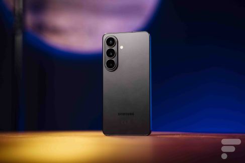 Xiaomi 17T Pro vs Samsung Galaxy S26 : comment choisir le meilleur smartphone à moins de 1000 euros ?
