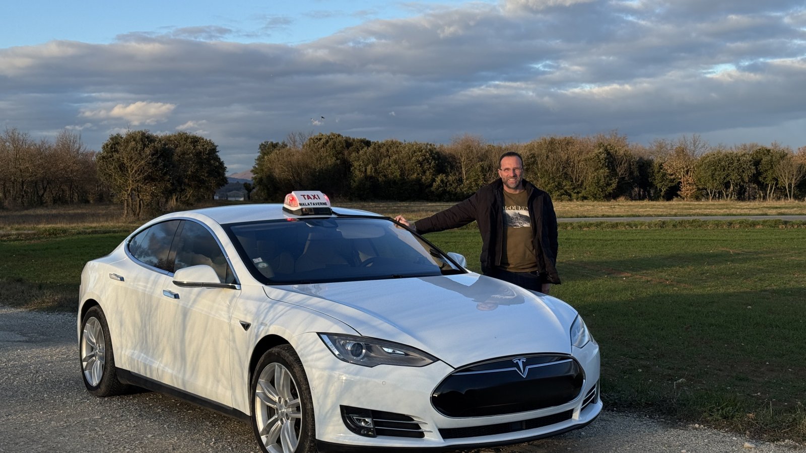 Tesla Model 3 neuve ou Model S d’occasion ? Le verdict très rentable de ce chauffeur de taxi