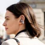 TCL CrystalClip : écouteurs à clipser sur les oreilles ornés Swarovski au MWC 2026