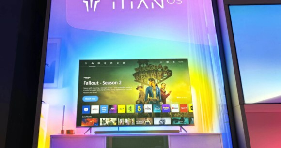 Titan OS est désormais disponible sur toute la gamme OLED de Philips // Source : Fouad Bencheman pour Frandroid