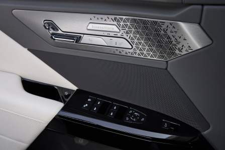 BMW i7 (2026) // Source : BMW