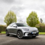 On a essayé le Genesis GV60 : pourquoi ce SUV électrique est une alternative crédible aux BMW, Audi et Volvo