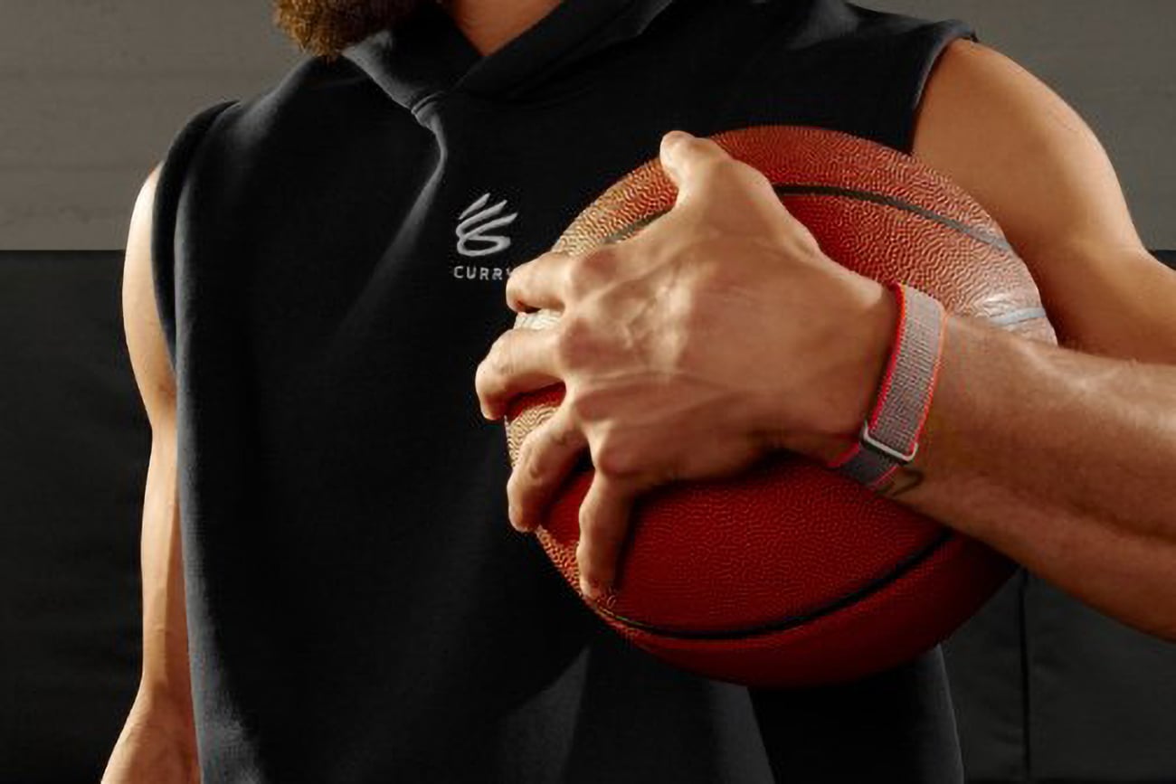 A pulseira usada por Stephen Curry