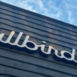 Allbirds lâche le marché de la basket pour devenir une entreprise IA