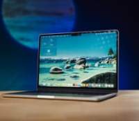 L'Apple MacBook Air 13 M5 // Source : Chloé Pertuis pour Frandroid L'Apple MacBook Air 13 M5 // Source : Chloé Pertuis pour Frandroid