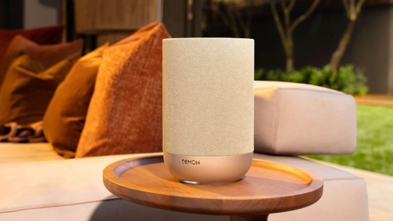 J’ai testé l’enceinte connectée Denon Home 200 et malgré sa compacité, elle sonne comme une grande