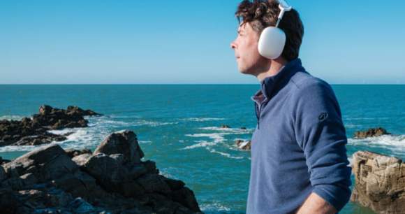 Le casque Apple AirPods Max 2, excellent en qualité d'appel