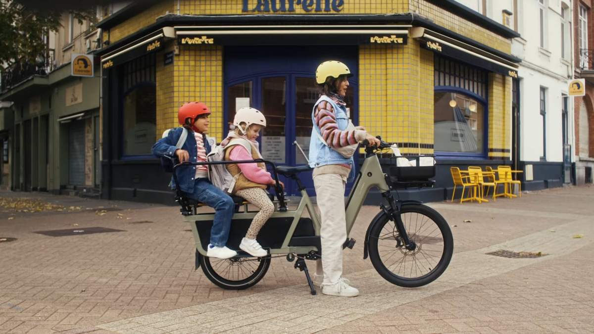 E THREE 900 0-35 screenshot