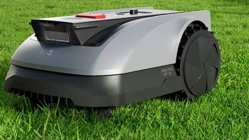 Un robot tondeuse à moins de 500 € cet été, c’est possible avec l’Ecovacs GOAT O600 RTK