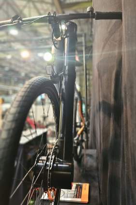 Bateria de garfo de braço único para bicicleta elétrica Electrolyte S4E