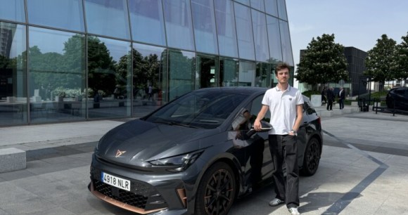 Essai Cupra Born  // Source : Paul-Émile CASSORET pour Frandroid